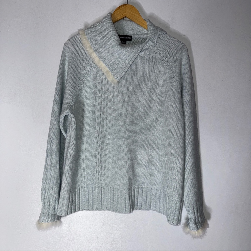 vintage norton‎ mcnaughton Large Light Blue Sweater White Fur Trim